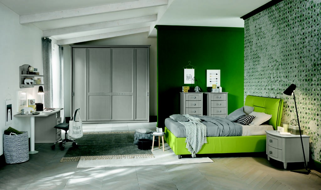 camere: esempio camera letto verde acido e armadio